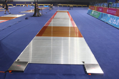 先做奥运赛场后为大会堂 击剑馆迎来"好运北京"