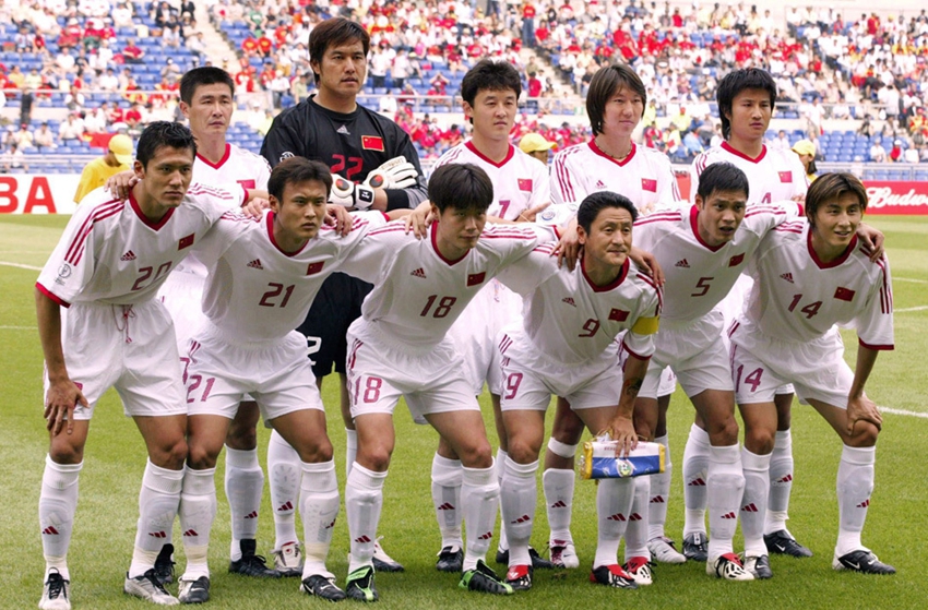 2002年6月4日,光州,中国男足历史上首场世界杯赛的首发阵容