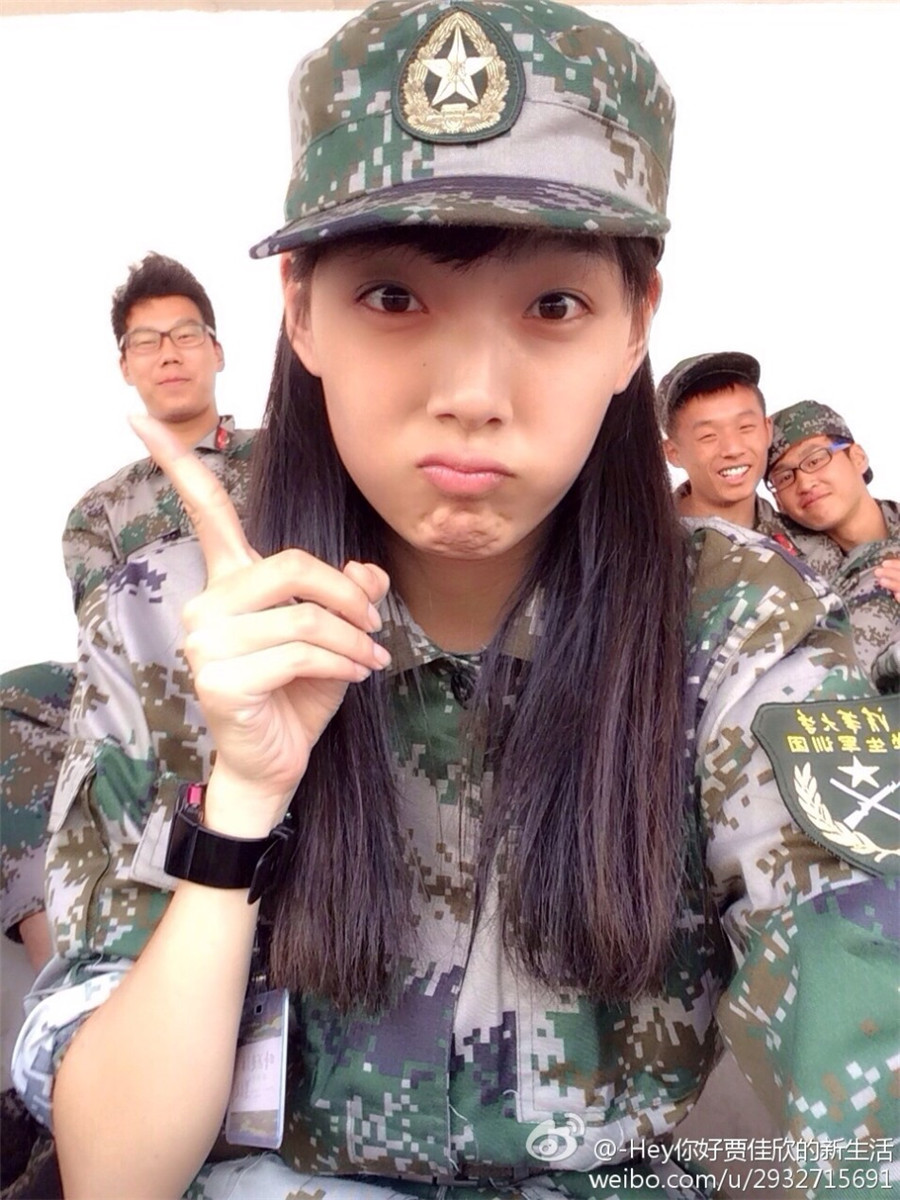 cuba清华大学女篮队员贾佳欣美照