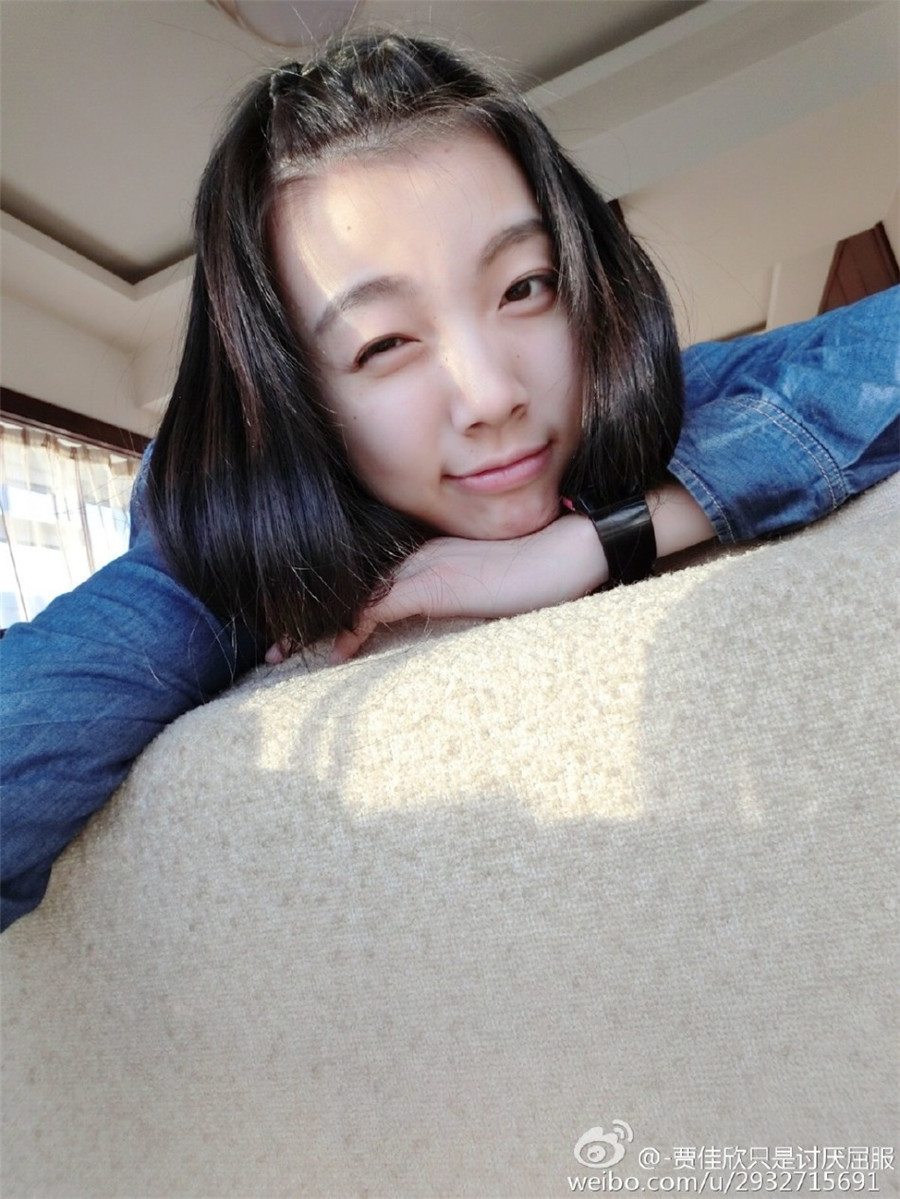 cuba清华大学女篮队员贾佳欣美照