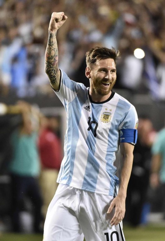 美洲杯-阿根廷5-0进8强 梅西19分钟帽子戏法