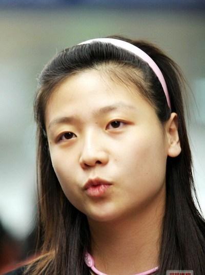 网络资料2004年,中国女排在雅典夺冠时,魏秋月刚刚成为排管中心北京