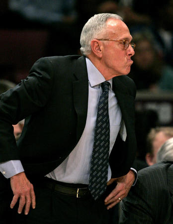 火箭新帅须符合四条件 六位nba名帅供休城选择-拉里-布朗 阿德尔曼